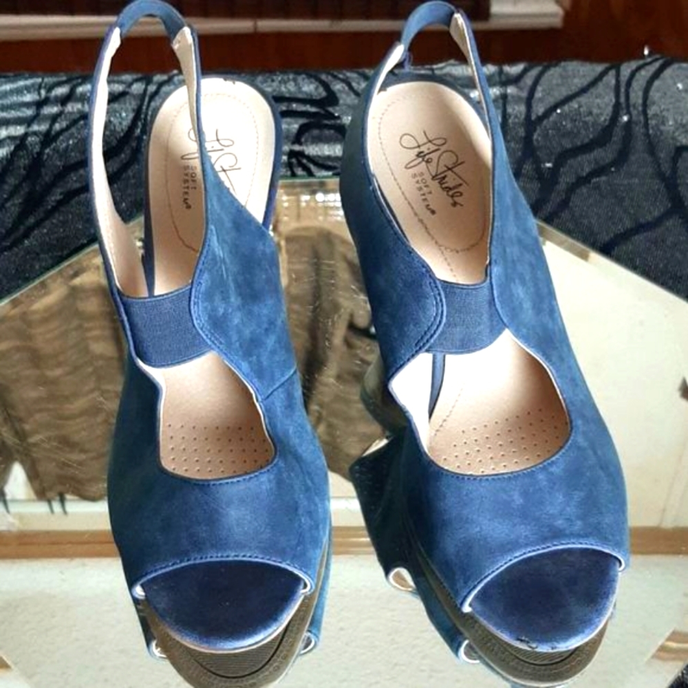 Life Stride Soft Systems Blue SuedeSimply comfort  Heels  Sz 10 M New